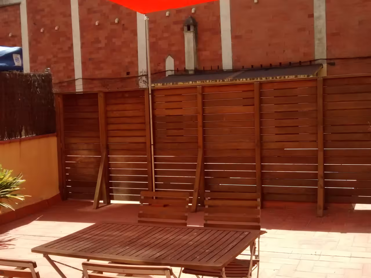 Oficina de producció — terrassa