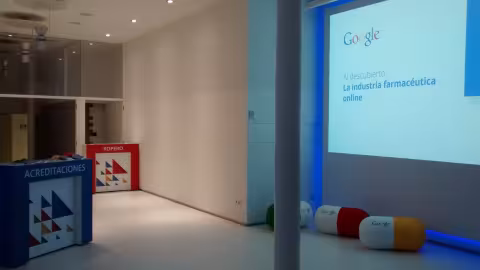 1._google._sala_petita_entrada.24.02.15.jpg