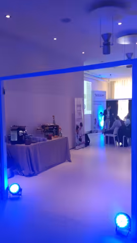 tecnocom._sala_petita.3.jpg